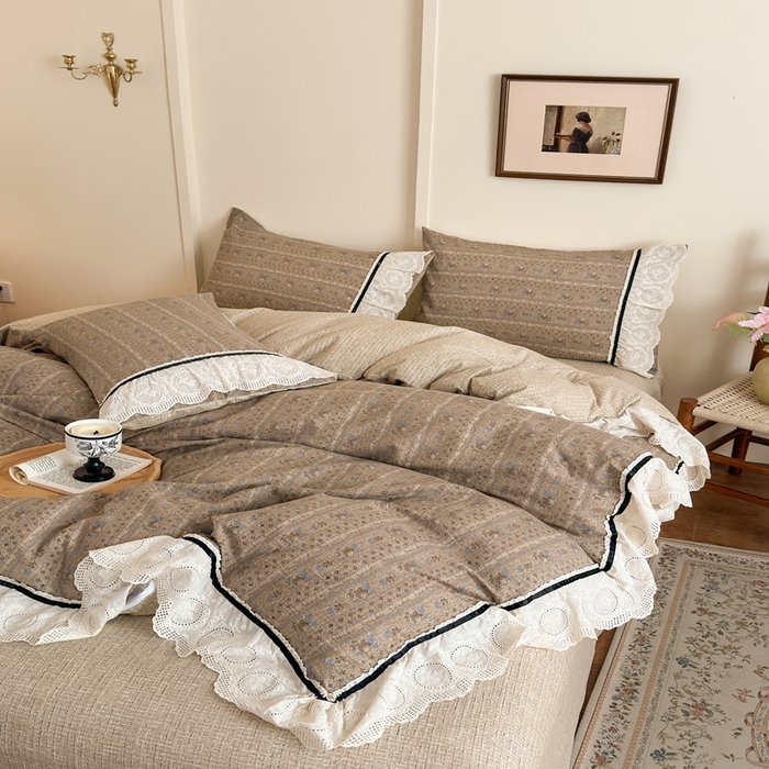 91家纺网 家纺一手货源 找家纺 芯贝儿 2025秋冬新款加厚全m花边m麻复古风亚麻皱皱双层纱水洗m四件套 半亩花田