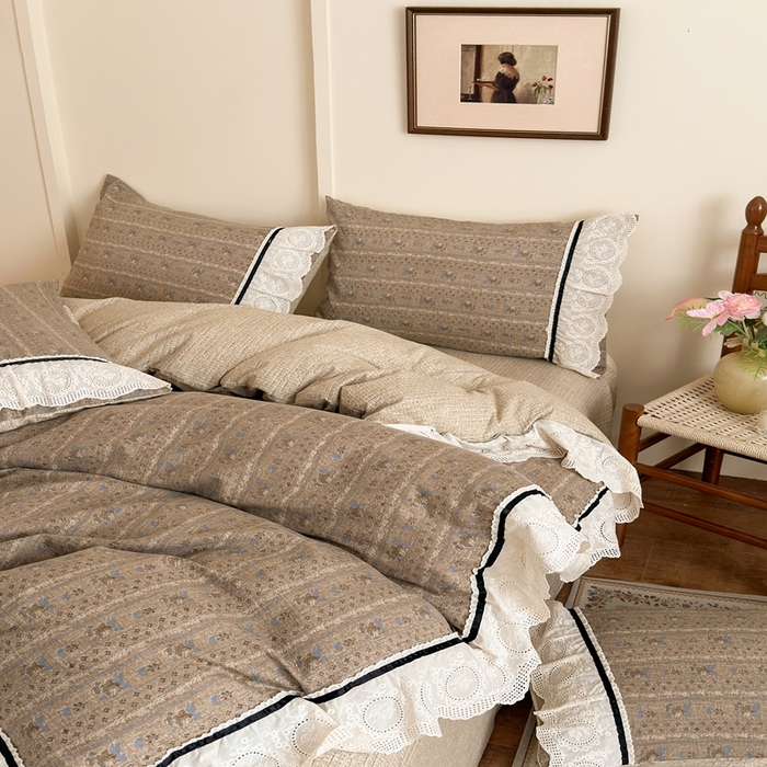 91家纺网 家纺一手货源 找家纺 芯贝儿 2025秋冬新款加厚全m花边m麻复古风亚麻皱皱双层纱水洗m四件套 半亩花田