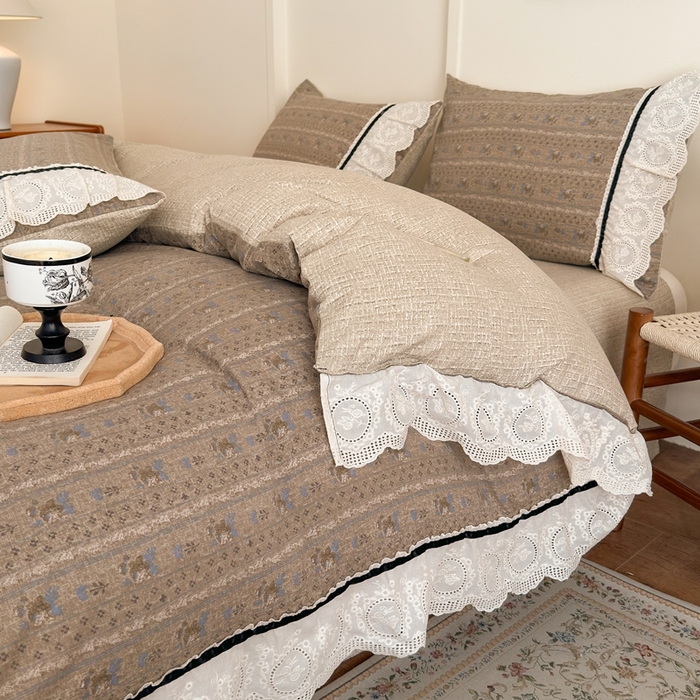 91家纺网 家纺一手货源 找家纺 芯贝儿 2025秋冬新款加厚全m花边m麻复古风亚麻皱皱双层纱水洗m四件套 半亩花田