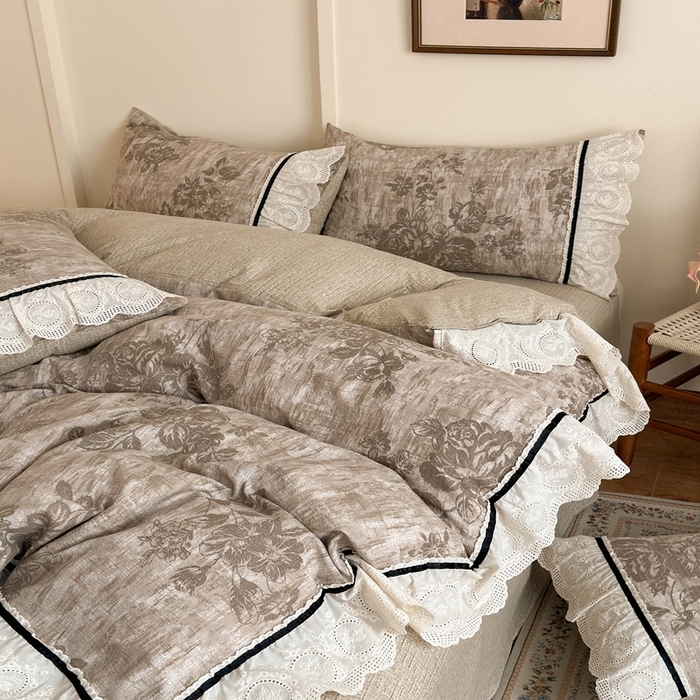 91家纺网 家纺一手货源 找家纺 芯贝儿 2025秋冬新款加厚全m花边m麻复古风亚麻皱皱双层纱水洗m四件套 秋叶流金