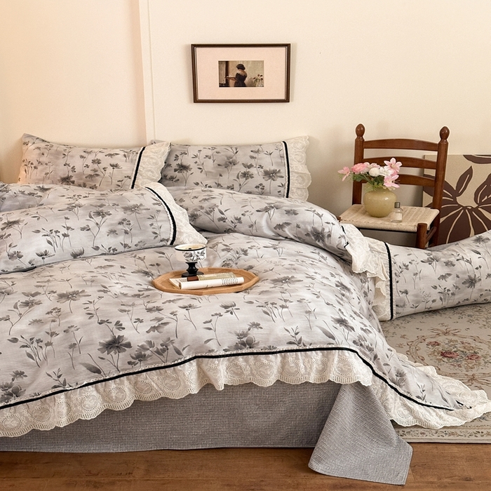 91家纺网 家纺一手货源 找家纺 芯贝儿 2025秋冬新款加厚全m花边m麻复古风亚麻皱皱双层纱水洗m四件套 秘境烟雨