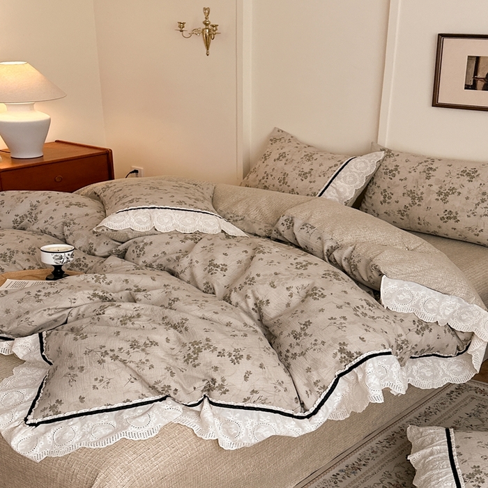 91家纺网 家纺一手货源 找家纺 芯贝儿 2025秋冬新款加厚全m花边m麻复古风亚麻皱皱双层纱水洗m四件套 秋风瑟瑟