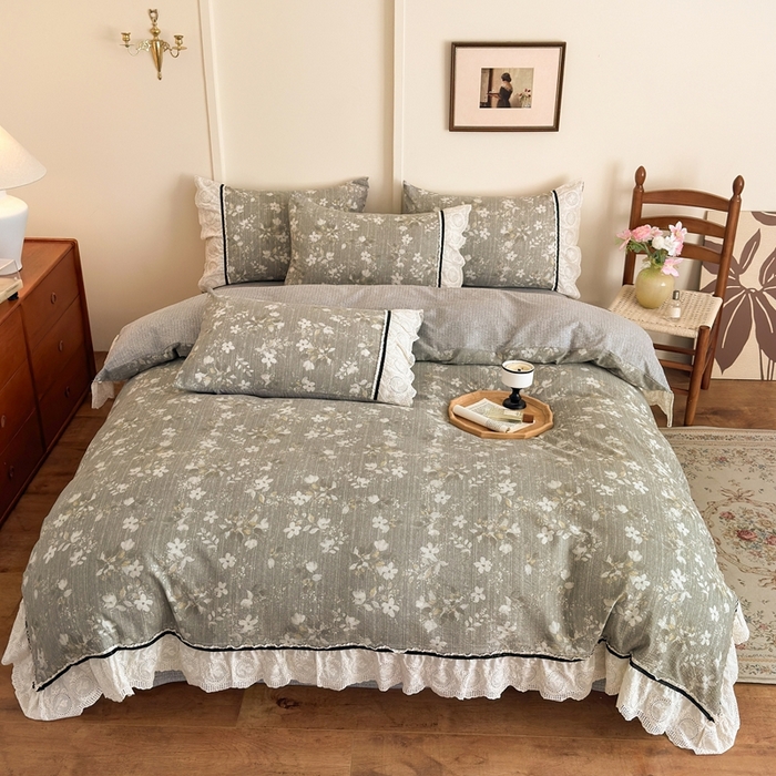 91家纺网 家纺一手货源 找家纺 芯贝儿 2025秋冬新款加厚全m花边m麻复古风亚麻皱皱双层纱水洗m四件套 幽兰拂晓