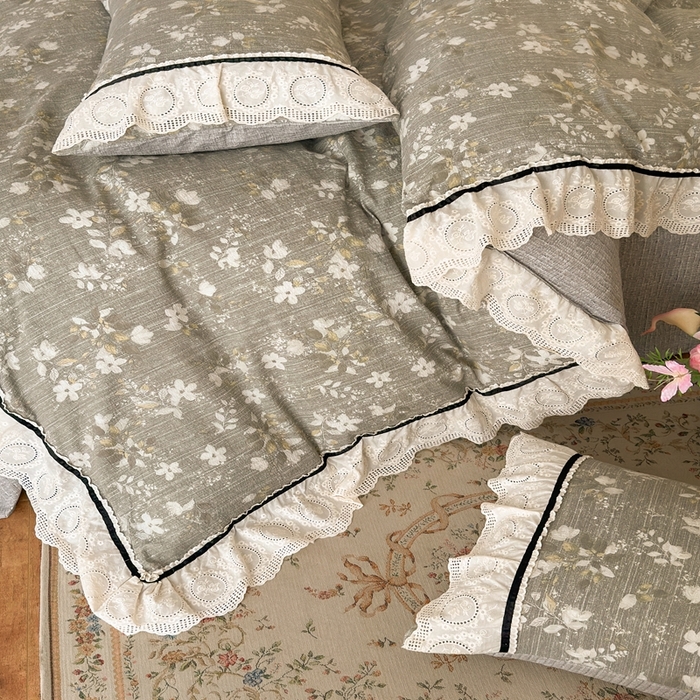 91家纺网 家纺一手货源 找家纺 芯贝儿 2025秋冬新款加厚全m花边m麻复古风亚麻皱皱双层纱水洗m四件套 幽兰拂晓