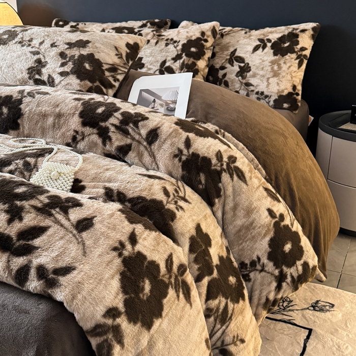 91家纺网 家纺一手货源 找家纺 赛丽雅 2025新款高克重兔毛绒兔兔绒牛奶绒四件套 简爱