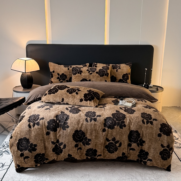 91家纺网 家纺一手货源 找家纺 赛丽雅 2025新款高克重兔毛绒兔兔绒牛奶绒四件套 盛放