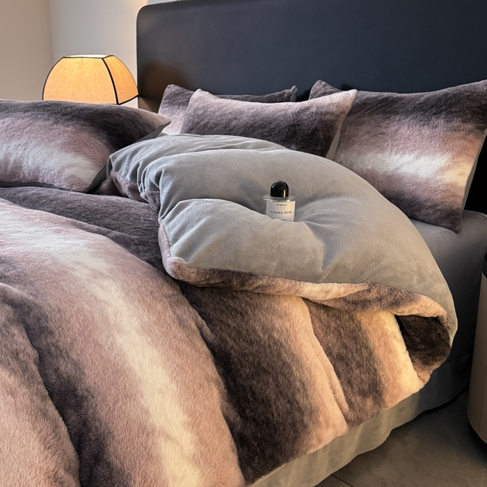 91家纺网 家纺一手货源 找家纺 赛丽雅 2025新款高克重兔毛绒兔兔绒牛奶绒四件套 时尚-粉