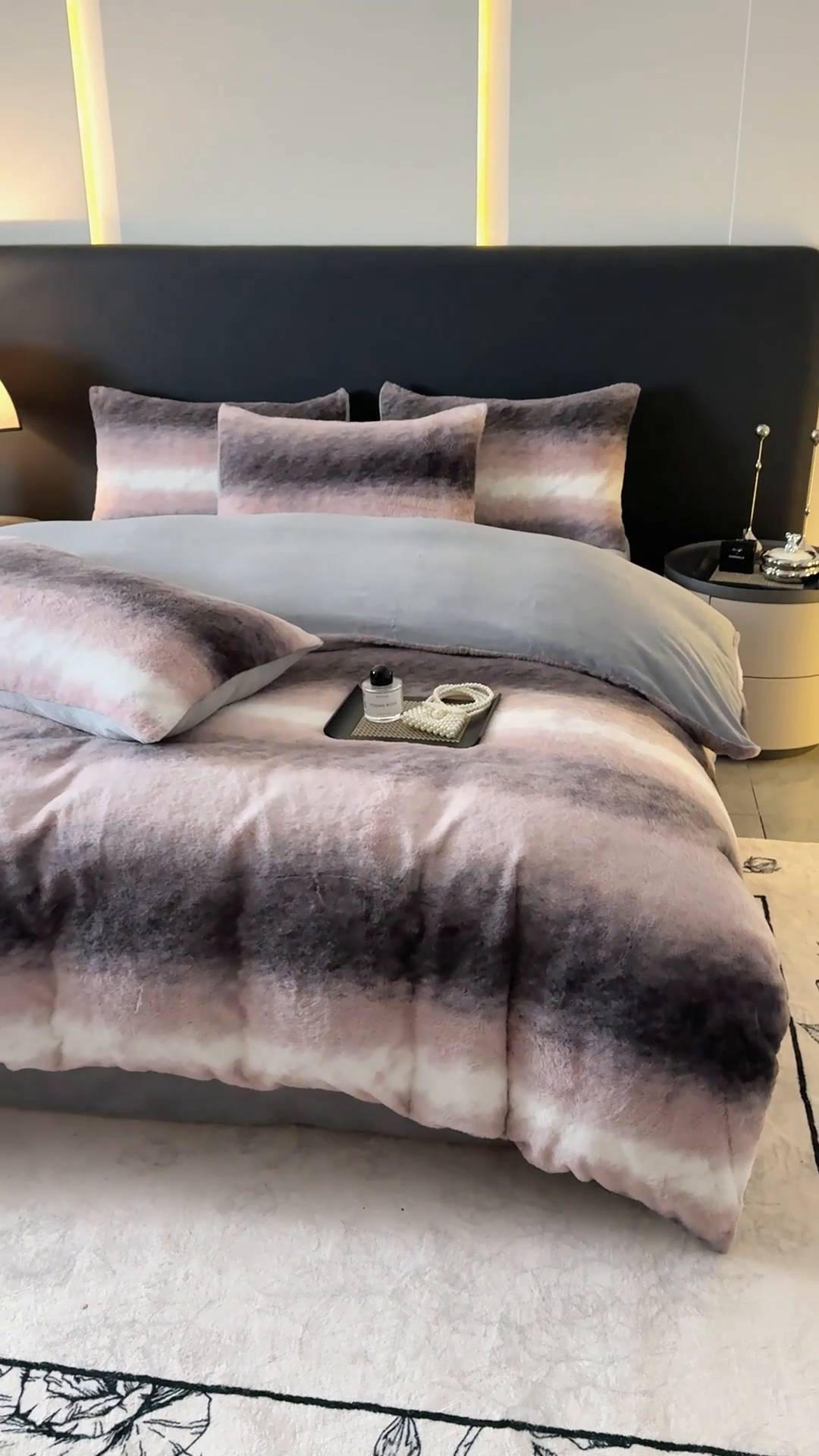 91家纺网 家纺一手货源 找家纺 赛丽雅 2025新款高克重兔毛绒兔兔绒牛奶绒四件套 时尚-粉