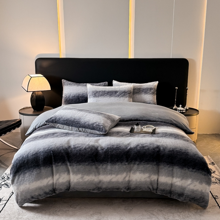 91家纺网 家纺一手货源 找家纺 赛丽雅 2025新款高克重兔毛绒兔兔绒牛奶绒四件套 时尚-蓝灰