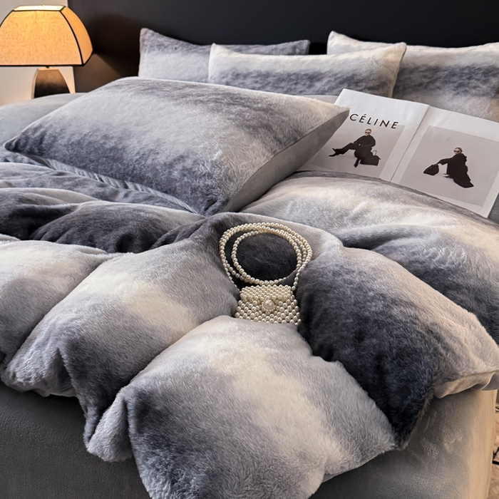 91家纺网 家纺一手货源 找家纺 赛丽雅 2025新款高克重兔毛绒兔兔绒牛奶绒四件套 时尚-蓝灰