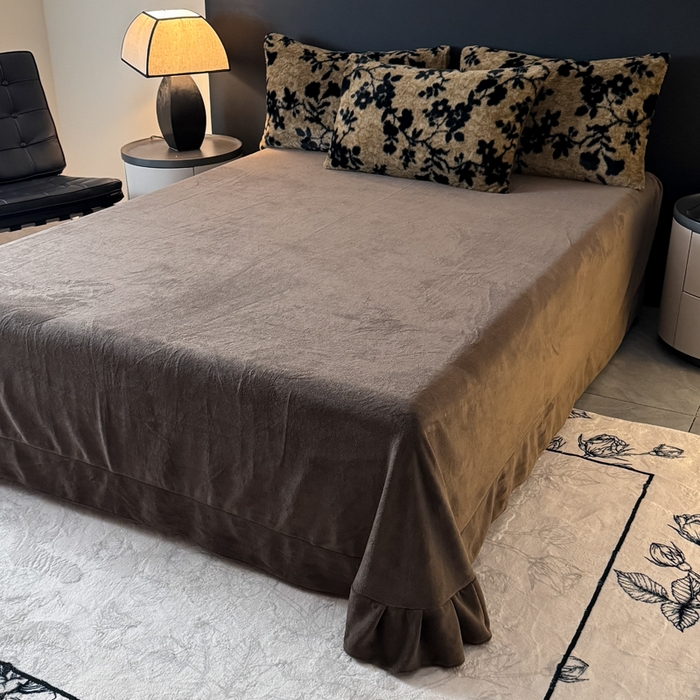 91家纺网 家纺一手货源 找家纺 赛丽雅 2025新款高克重兔毛绒兔兔绒牛奶绒四件套 枝蔓