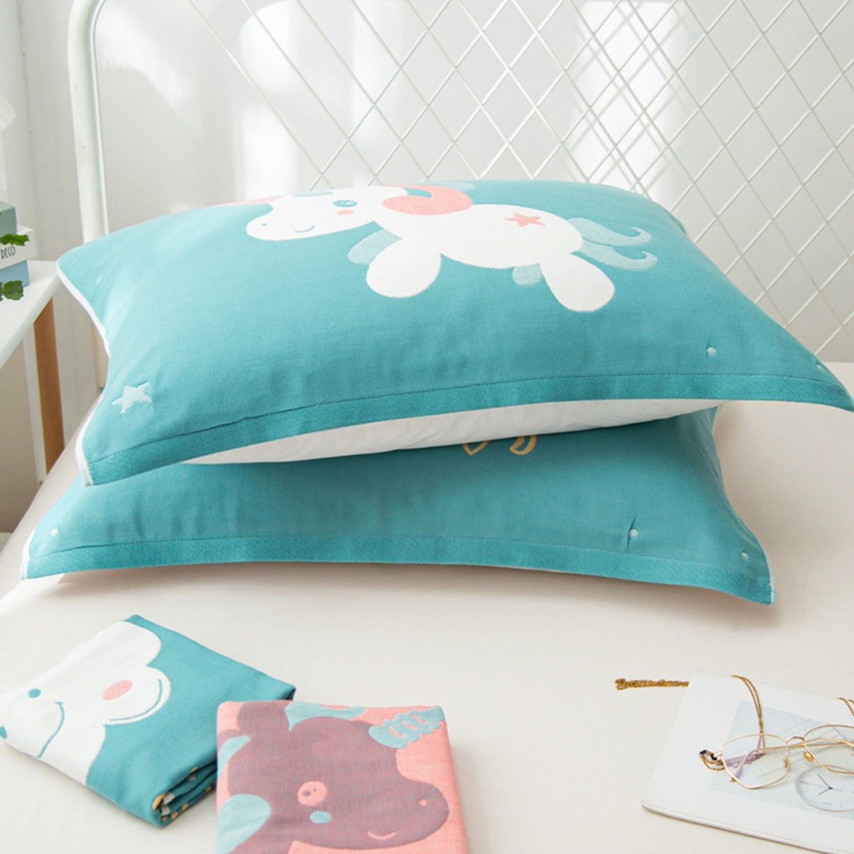 91家纺网 家纺一手货源 找家纺 朴尔家纺-毛巾被 2025新款卡通AB组合全棉纯棉层纱布枕巾 云朵飞马-绿 52x78cm/对