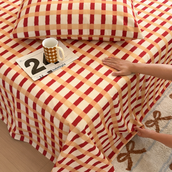 91家纺网 家纺一手货源 找家纺 如意朵 2025新款时尚印花全棉加厚磨毛床单 艾格-红