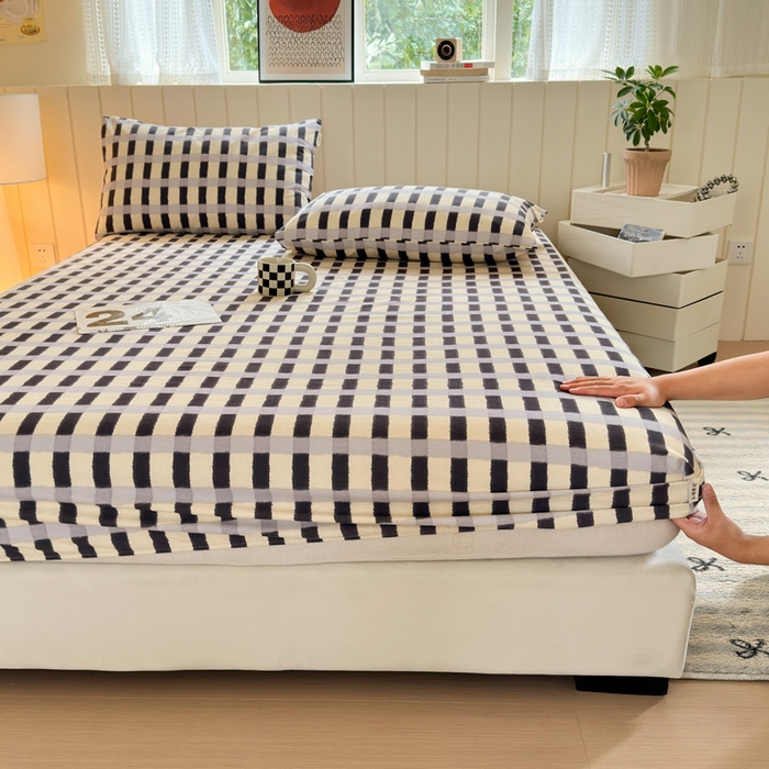 91家纺网 家纺一手货源 找家纺 如意朵 2025新款时尚印花全棉加厚磨毛床笠 艾格-蓝灰