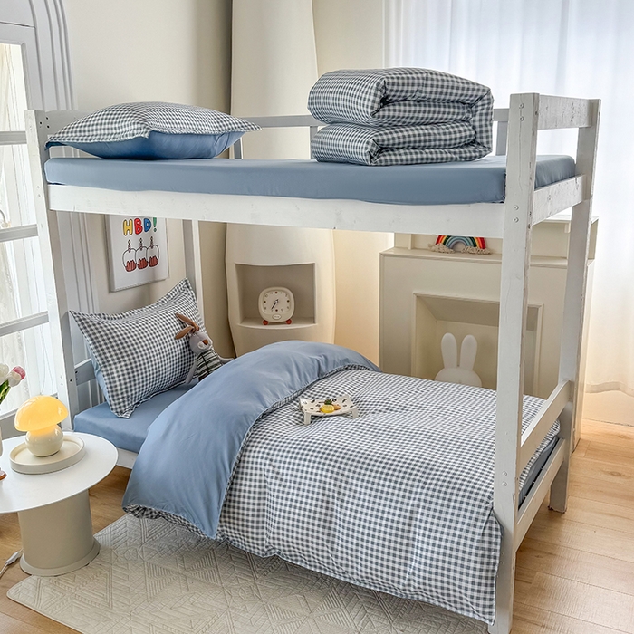 91家纺网 家纺一手货源 找家纺 南通菲度家纺 2025新款高克重芦荟棉四件套-宿舍第三批 小蓝格-雾蓝