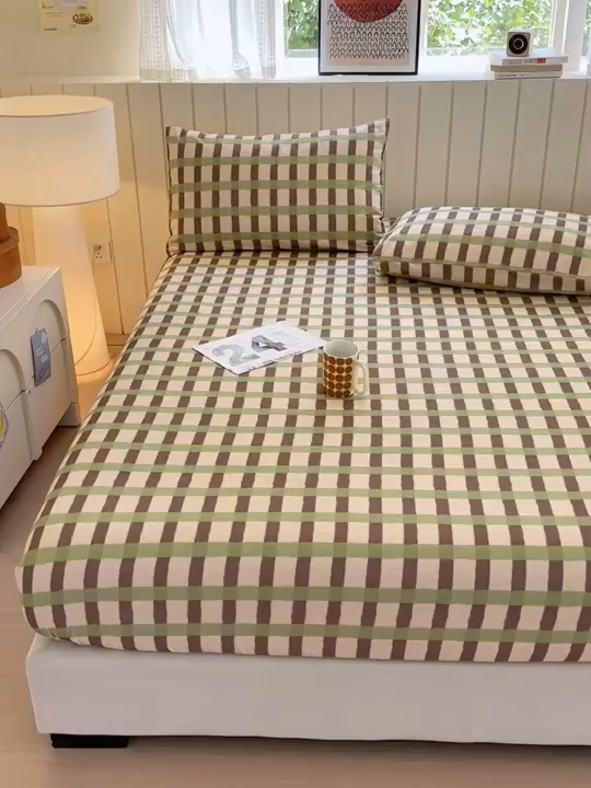 91家纺网 家纺一手货源 找家纺 如意朵 2025新款时尚印花全棉加厚磨毛床笠 艾格-绿