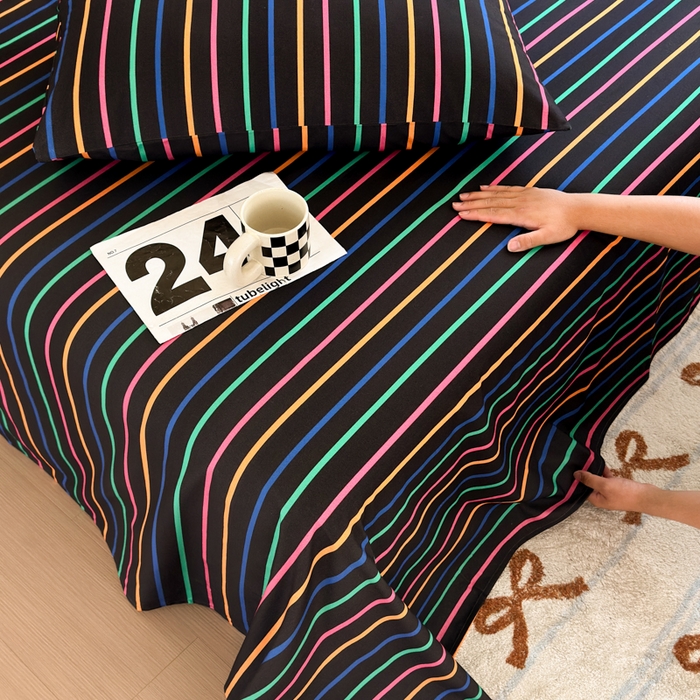 91家纺网 家纺一手货源 找家纺 如意朵 2025新款时尚印花全棉加厚磨毛床单 多彩-黑