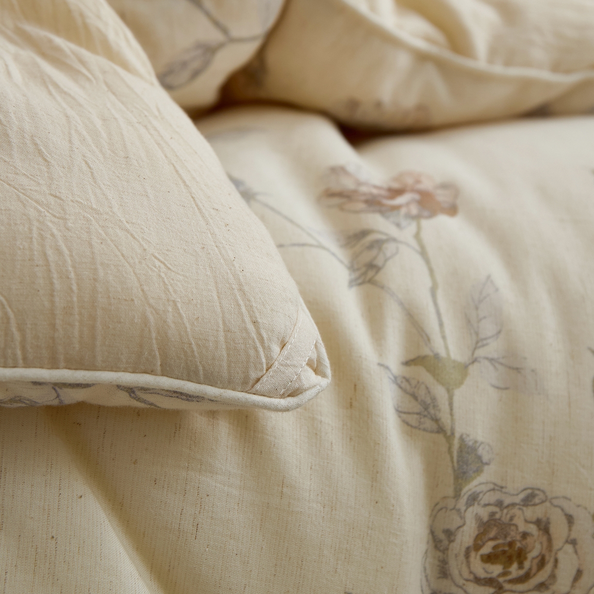 91家纺网 家纺一手货源 找家纺 禧禾 2025新款A类诧寂风棉麻大豆色织提花数码印花春秋冬被被子被芯 桃玺-印花