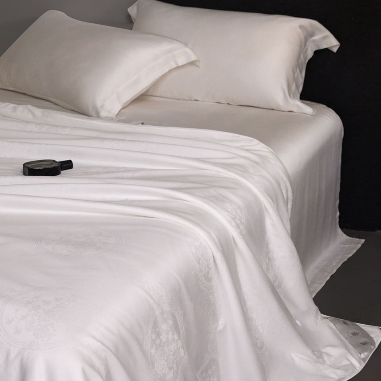 91家纺网 家纺一手货源 找家纺 （总）纪梵茜 100%桑蚕丝被子空调被双宫蚕丝春秋被全棉桑蚕丝加厚冬被芯