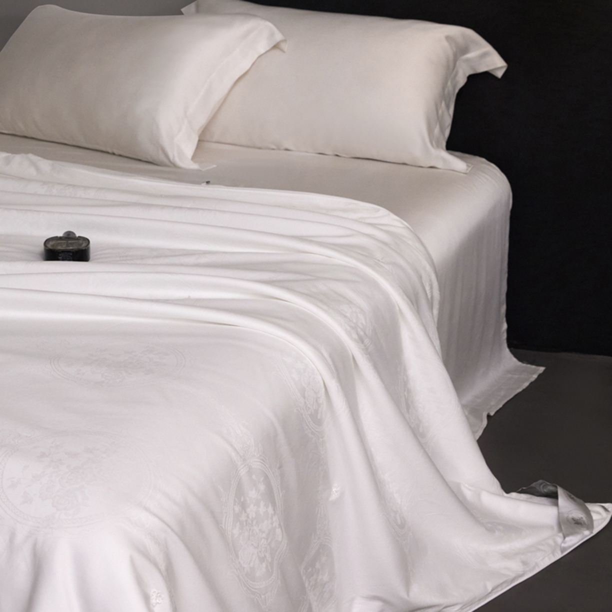 91家纺网 家纺一手货源 找家纺 （总）纪梵茜 100%桑蚕丝被子空调被双宫蚕丝春秋被全棉桑蚕丝加厚冬被芯