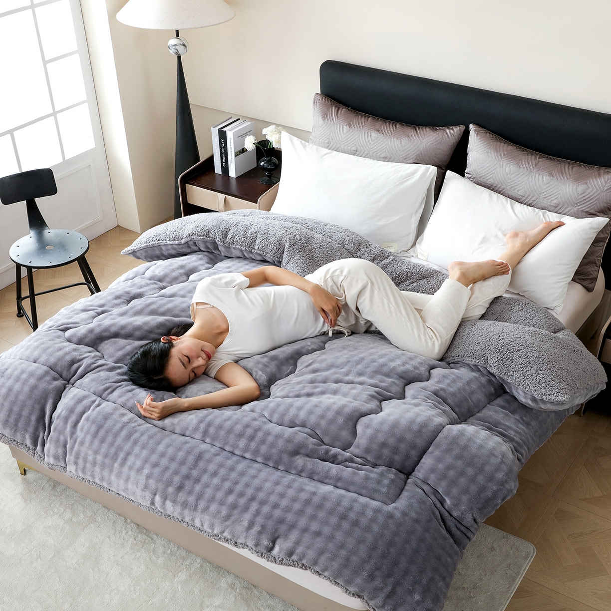 91家纺网 家纺一手货源 找家纺 （总）金灵居 2025新款兔毛绒冬被兔毛被子被芯春秋被