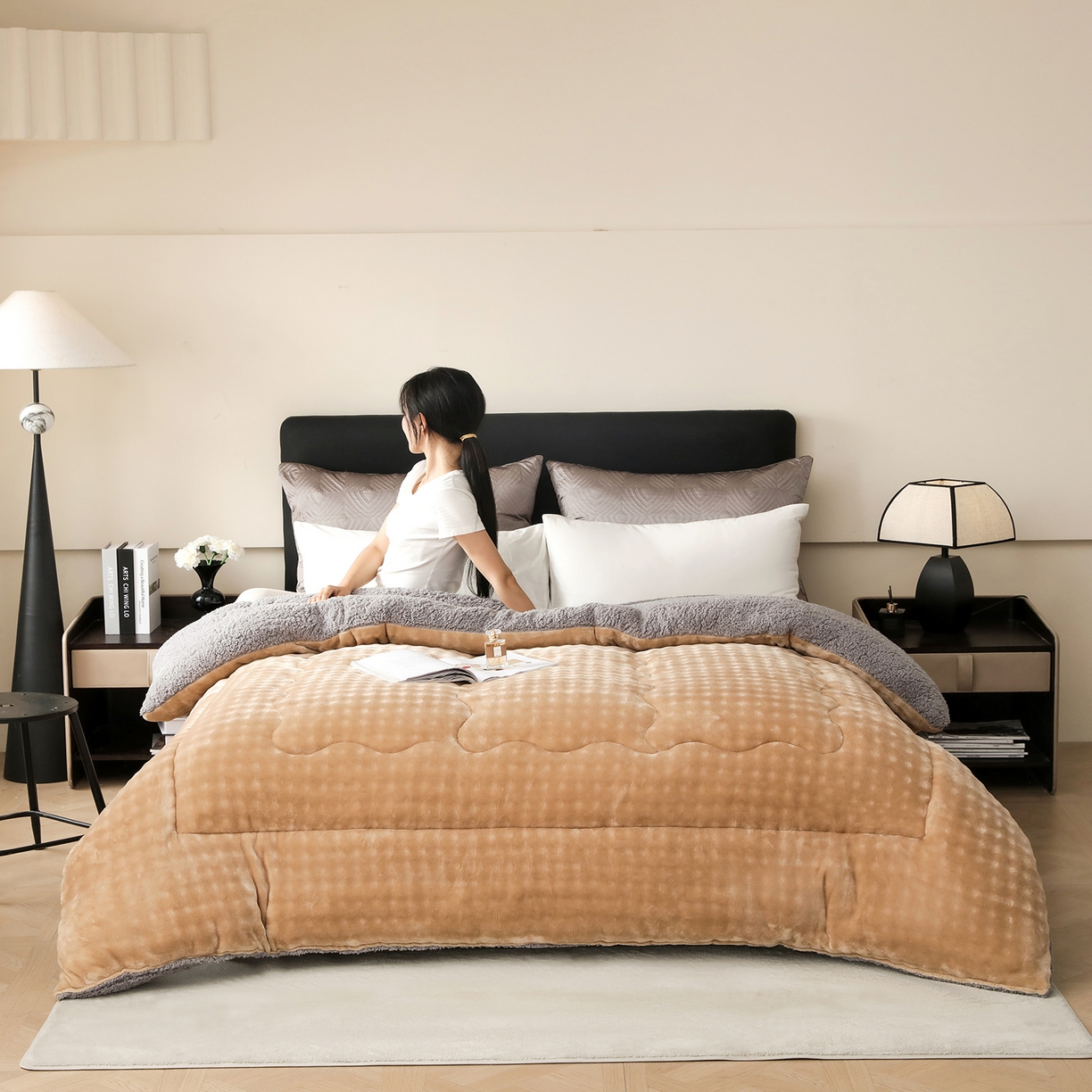 91家纺网 家纺一手货源 找家纺 金灵居 2025新款兔毛绒冬被兔毛被子被芯春秋被 兔兔绒被-卡其