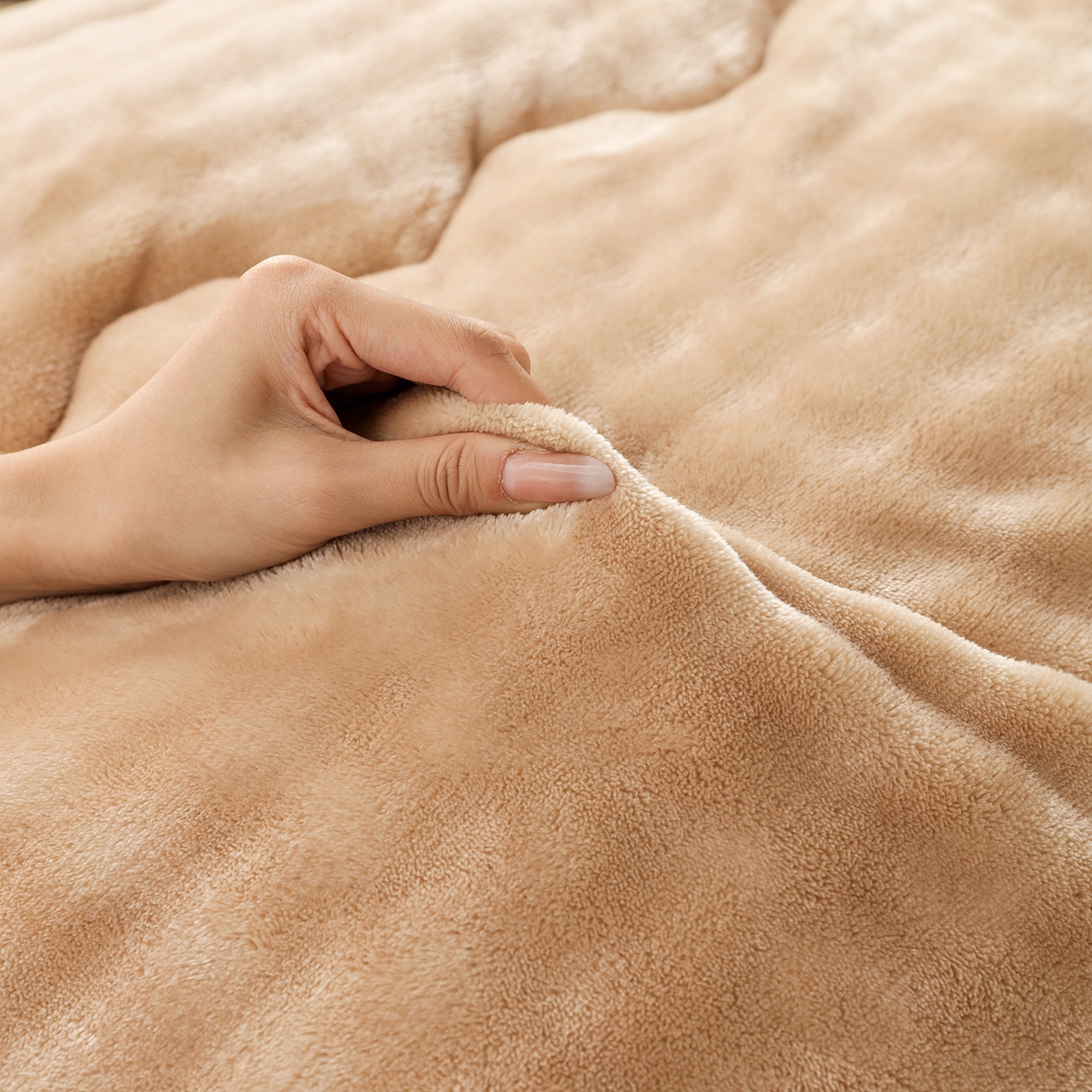 91家纺网 家纺一手货源 找家纺 金灵居 2025新款兔毛绒冬被兔毛被子被芯春秋被 兔兔绒被-卡其