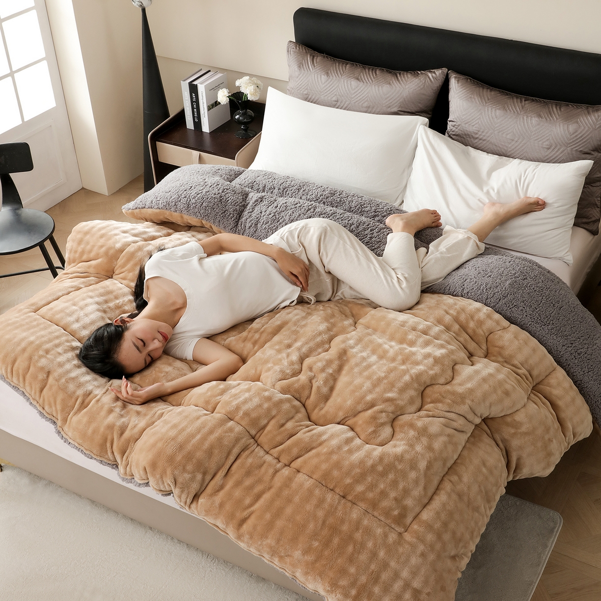 91家纺网 家纺一手货源 找家纺 金灵居 2025新款兔毛绒冬被兔毛被子被芯春秋被 兔兔绒被-卡其