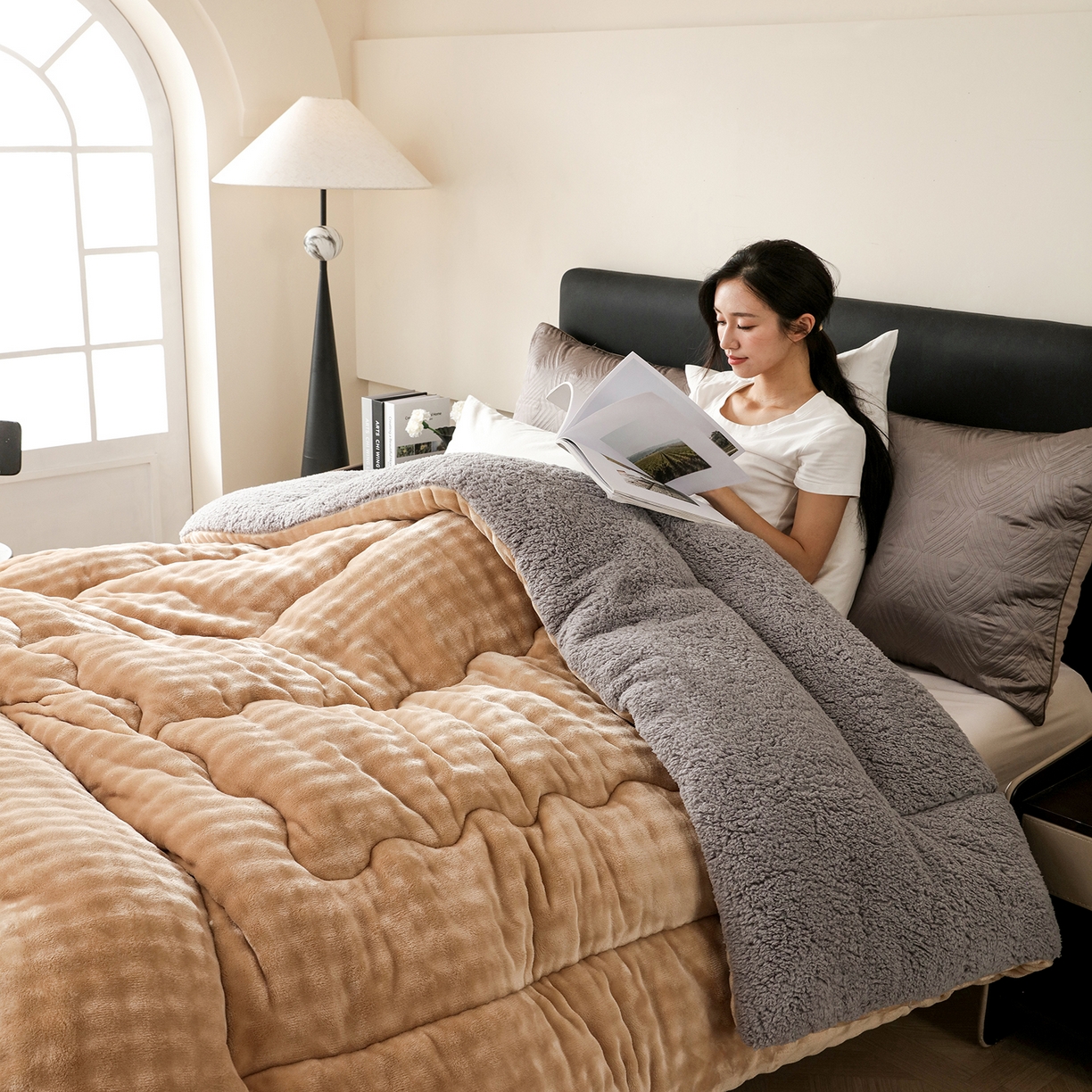 91家纺网 家纺一手货源 找家纺 金灵居 2025新款兔毛绒冬被兔毛被子被芯春秋被 兔兔绒被-卡其