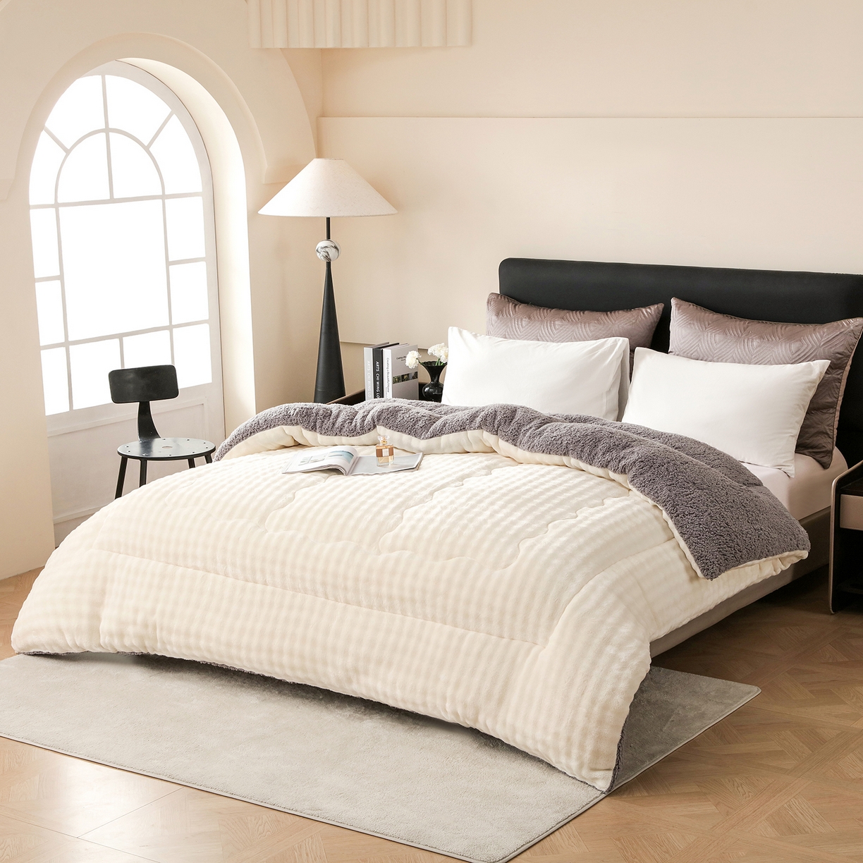 91家纺网 家纺一手货源 找家纺 金灵居 2025新款兔毛绒冬被兔毛被子被芯春秋被 兔兔绒被-米白