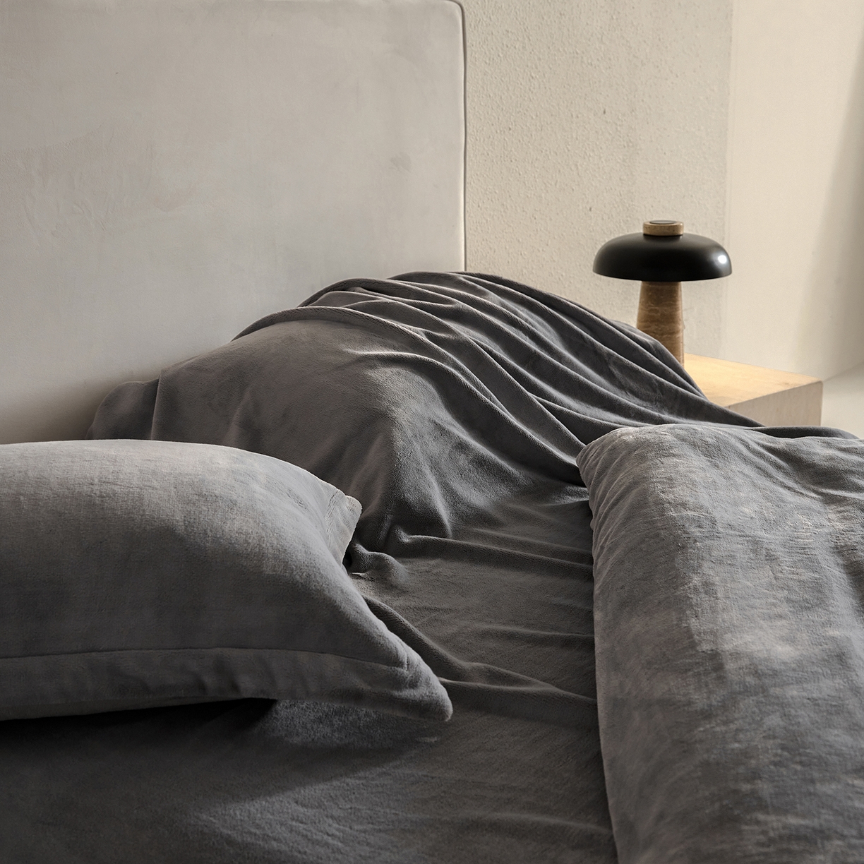 91家纺网 家纺一手货源 找家纺 禧禾 2025新款A类300G醇厚速暖绒四件套-莫兰迪 莫兰迪-高级灰