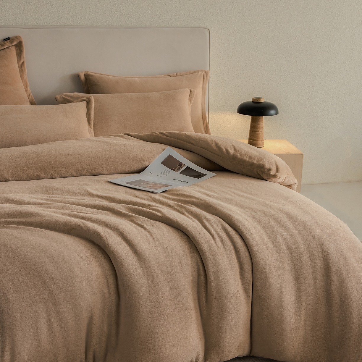 91家纺网 家纺一手货源 找家纺 禧禾 2025新款A类300G醇厚速暖绒四件套-莫兰迪 莫兰迪-秋杏咖