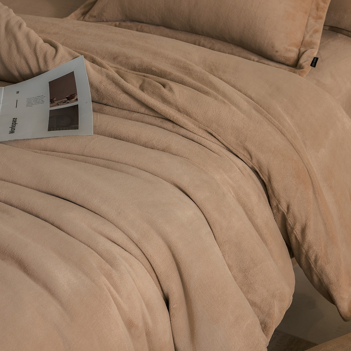 91家纺网 家纺一手货源 找家纺 禧禾 2025新款A类300G醇厚速暖绒四件套-莫兰迪 莫兰迪-秋杏咖