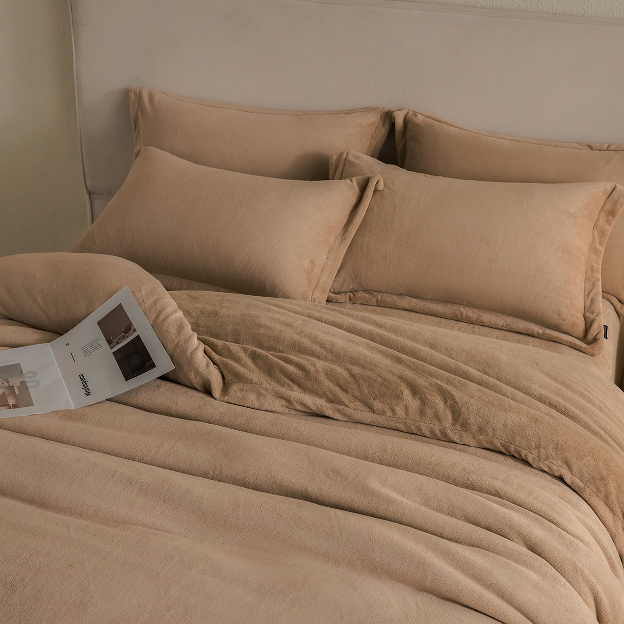 91家纺网 家纺一手货源 找家纺 禧禾 2025新款A类300G醇厚速暖绒四件套-莫兰迪 莫兰迪-秋杏咖