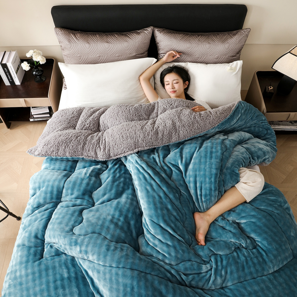 91家纺网 家纺一手货源 找家纺 金灵居 2025新款兔毛绒冬被兔毛被子被芯春秋被 兔兔绒被-蔚蓝