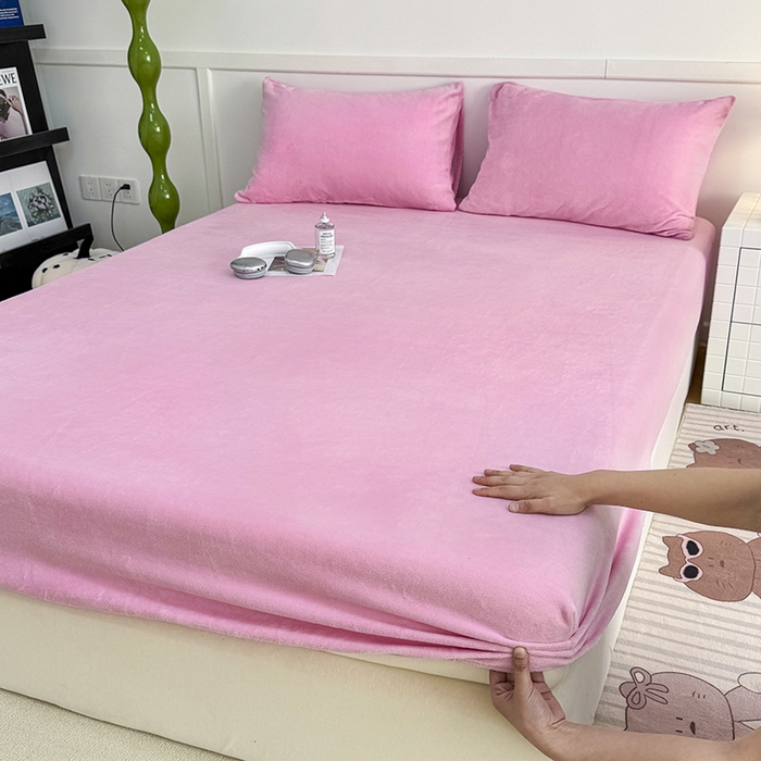 91家纺网 家纺一手货源 找家纺 觅妮家纺 2025新款200g牛奶绒床笠外贸跨境电商亚马逊速卖通床笠三件套欧美跨境平台TEMU SHE 芭比粉