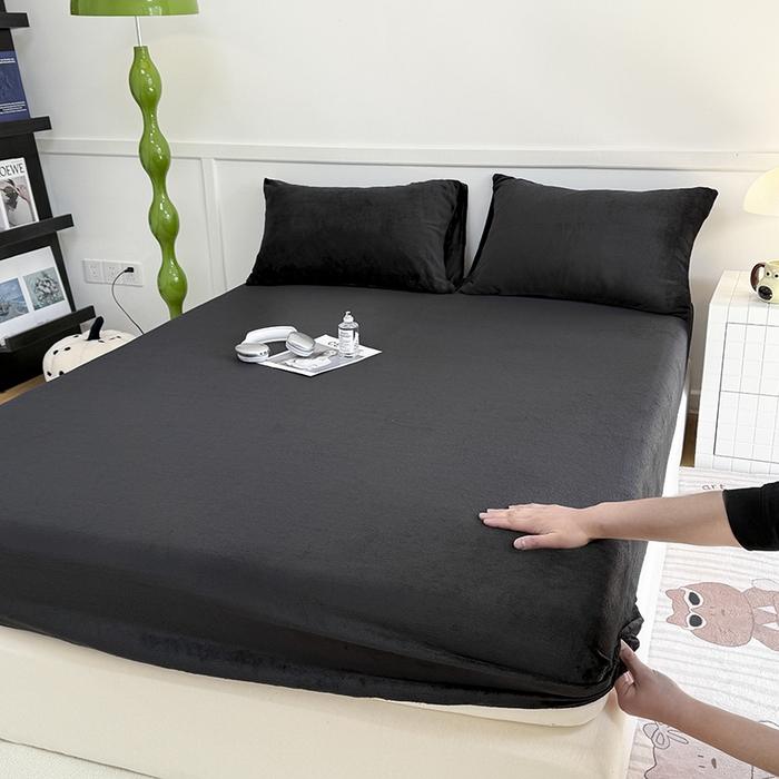 91家纺网 家纺一手货源 找家纺 觅妮家纺 2025新款200g牛奶绒床笠外贸跨境电商亚马逊速卖通床笠三件套欧美跨境平台TEMU SHE 黑色