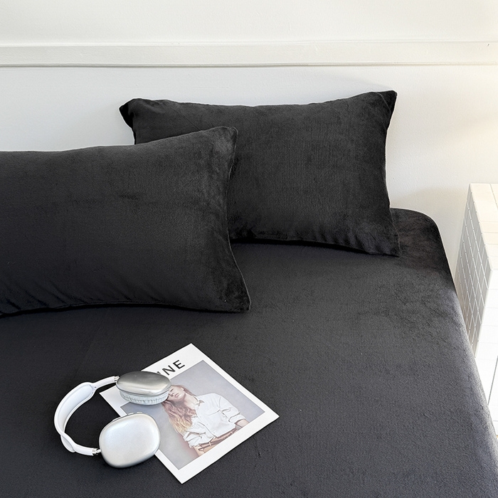 91家纺网 家纺一手货源 找家纺 觅妮家纺 2025新款200g牛奶绒床笠外贸跨境电商亚马逊速卖通床笠三件套欧美跨境平台TEMU SHE 黑色