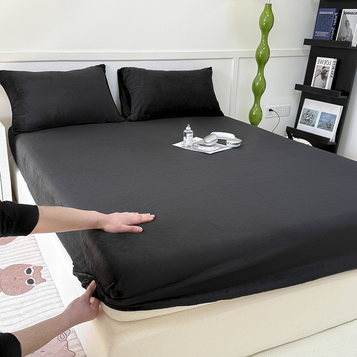 91家纺网 家纺一手货源 找家纺 觅妮家纺 2025新款200g牛奶绒床笠外贸跨境电商亚马逊速卖通床笠三件套欧美跨境平台TEMU SHE 黑色