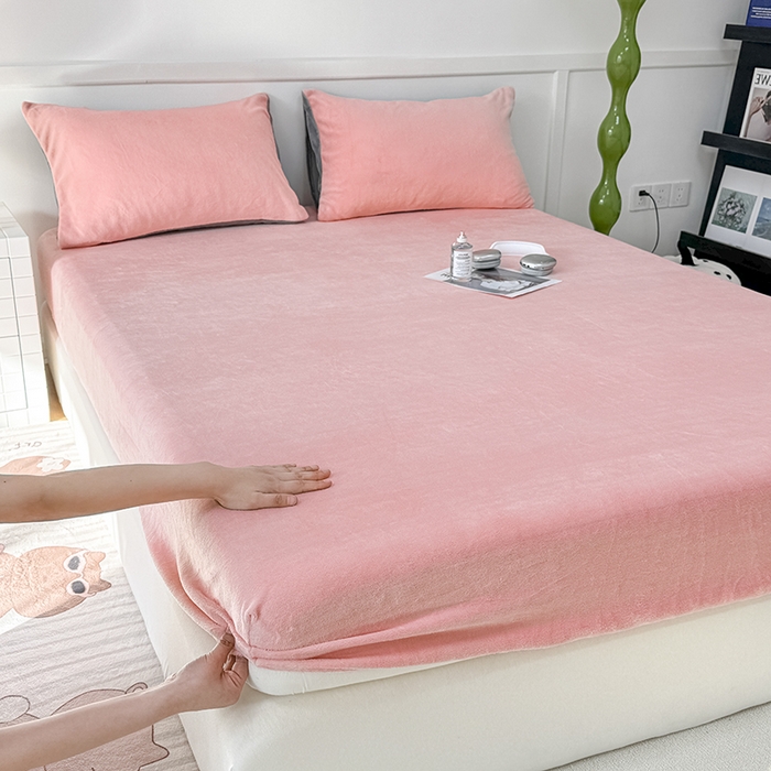 91家纺网 家纺一手货源 找家纺 觅妮家纺 2025新款200g牛奶绒床笠外贸跨境电商亚马逊速卖通床笠三件套欧美跨境平台TEMU SHE 浅粉