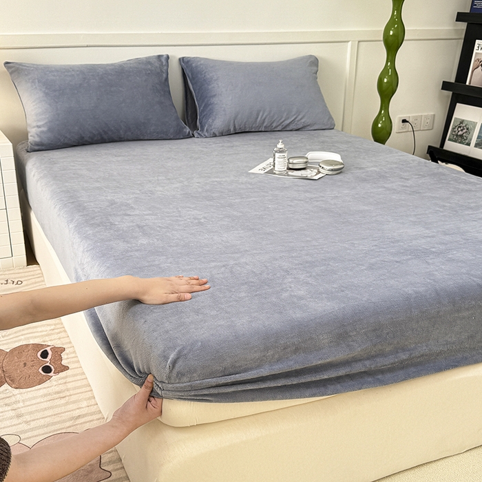 91家纺网 家纺一手货源 找家纺 觅妮家纺 2025新款200g牛奶绒床笠外贸跨境电商亚马逊速卖通床笠三件套欧美跨境平台TEMU SHE 浅灰