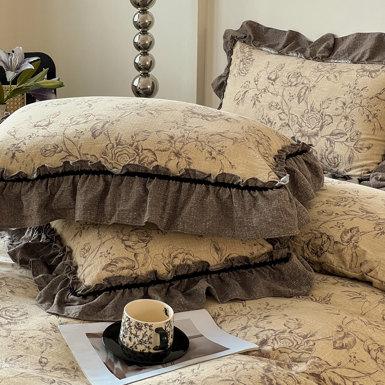 91家纺网 家纺一手货源 找家纺 喜颜 2025新款亚麻爆款花边四件套-直播热款 花无意