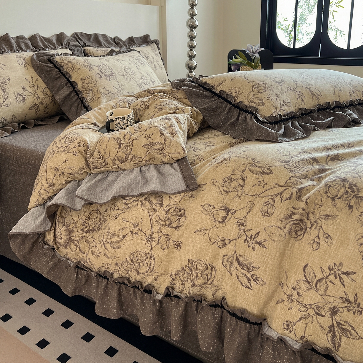 91家纺网 家纺一手货源 找家纺 喜颜 2025新款亚麻爆款花边四件套-直播热款 花无意