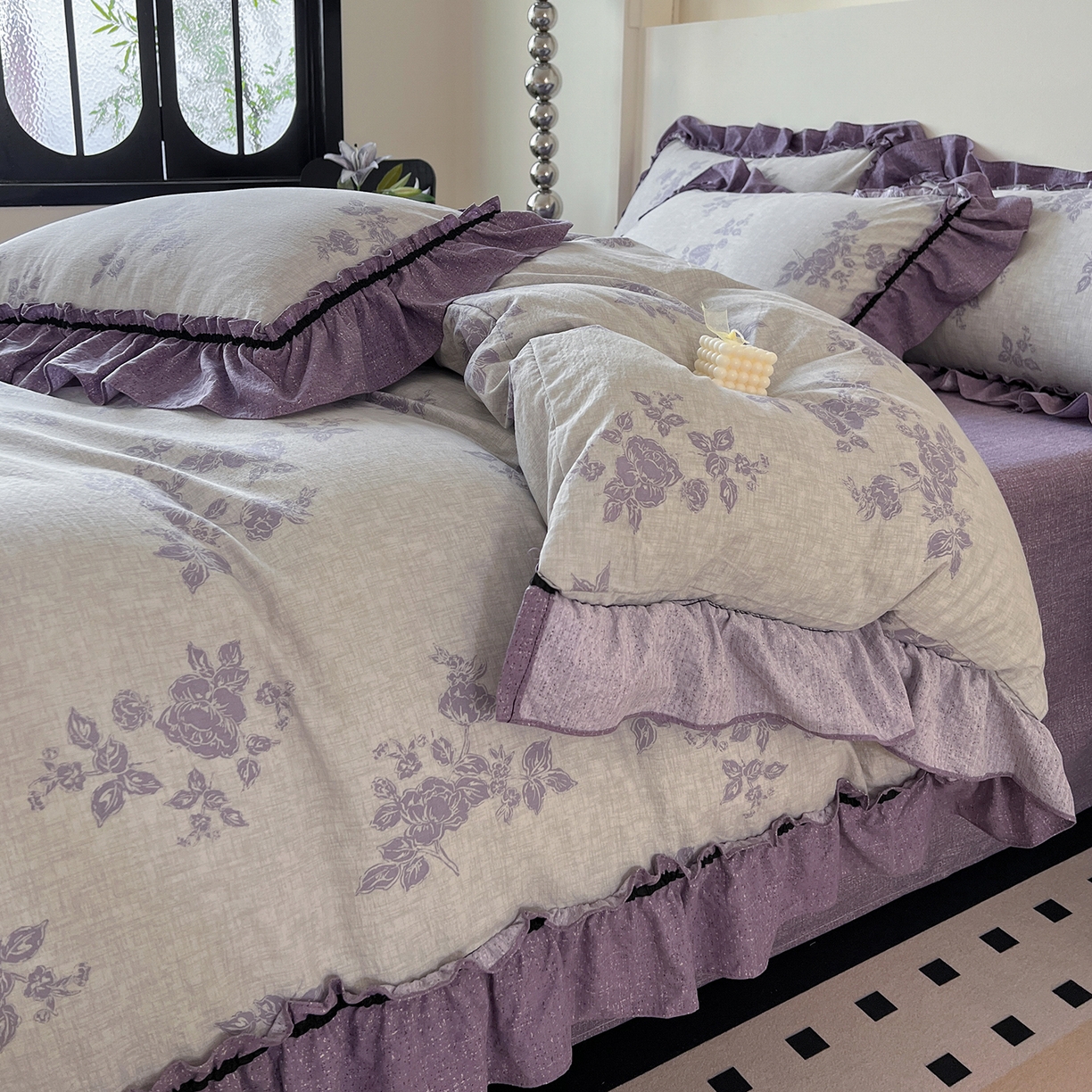 91家纺网 家纺一手货源 找家纺 喜颜 2025新款亚麻爆款花边四件套-直播热款 静谧花园-紫