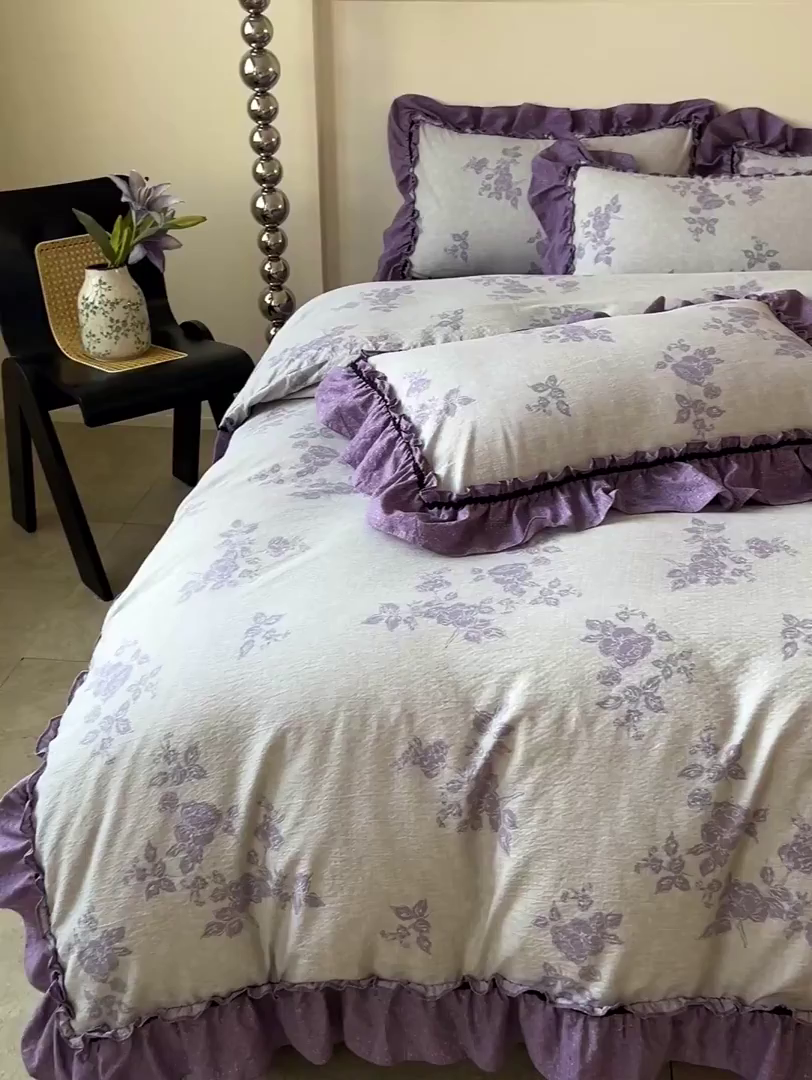 91家纺网 家纺一手货源 找家纺 喜颜 2025新款亚麻爆款花边四件套-直播热款 静谧花园-紫