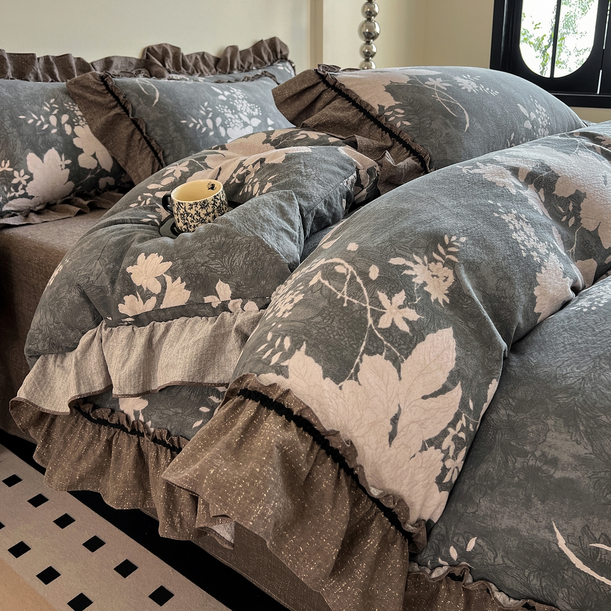 91家纺网 家纺一手货源 找家纺 喜颜 2025新款亚麻爆款花边四件套-直播热款 兰亭序-灰