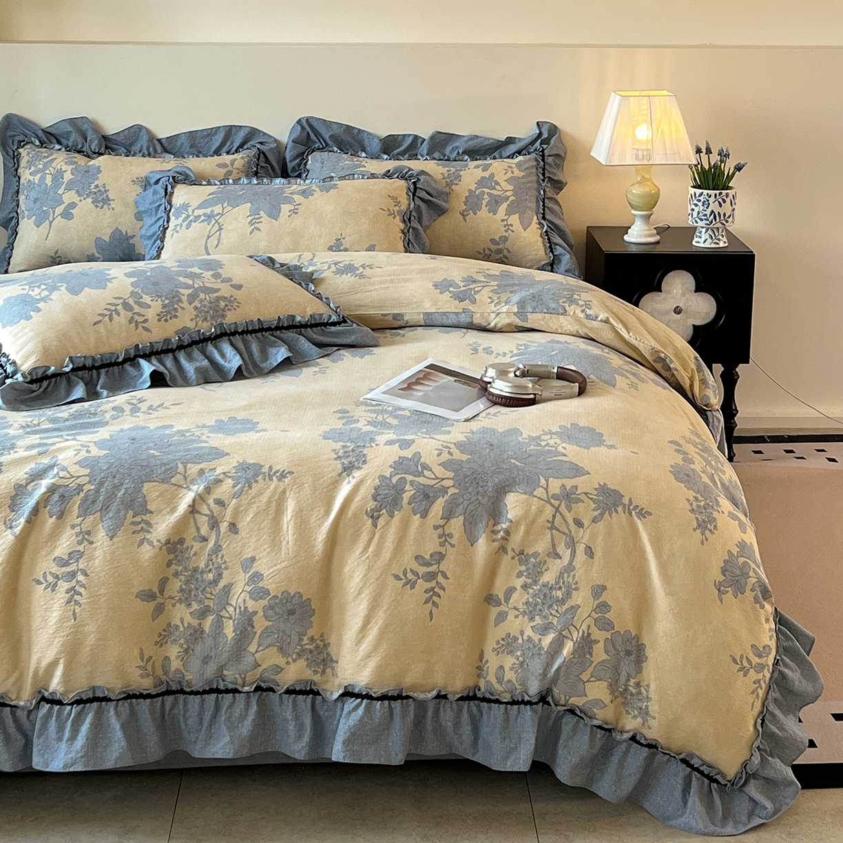 91家纺网 家纺一手货源 找家纺 喜颜 2025新款亚麻爆款花边四件套-直播热款 兰亭序-蓝