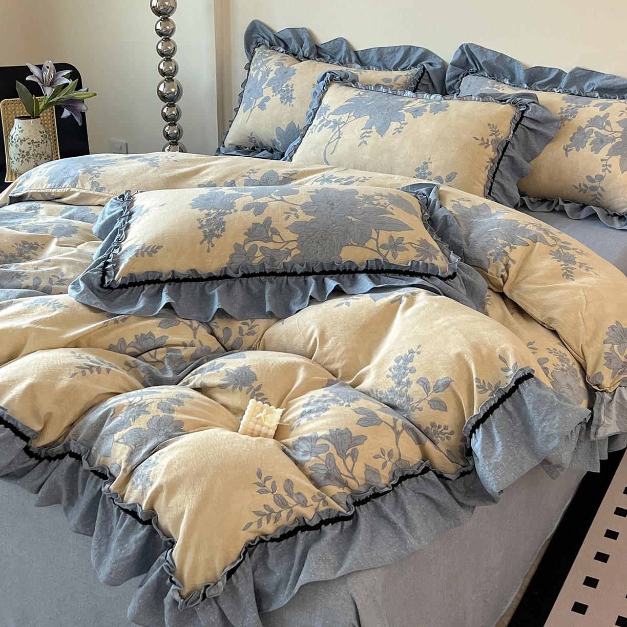 91家纺网 家纺一手货源 找家纺 喜颜 2025新款亚麻爆款花边四件套-直播热款 兰亭序-蓝