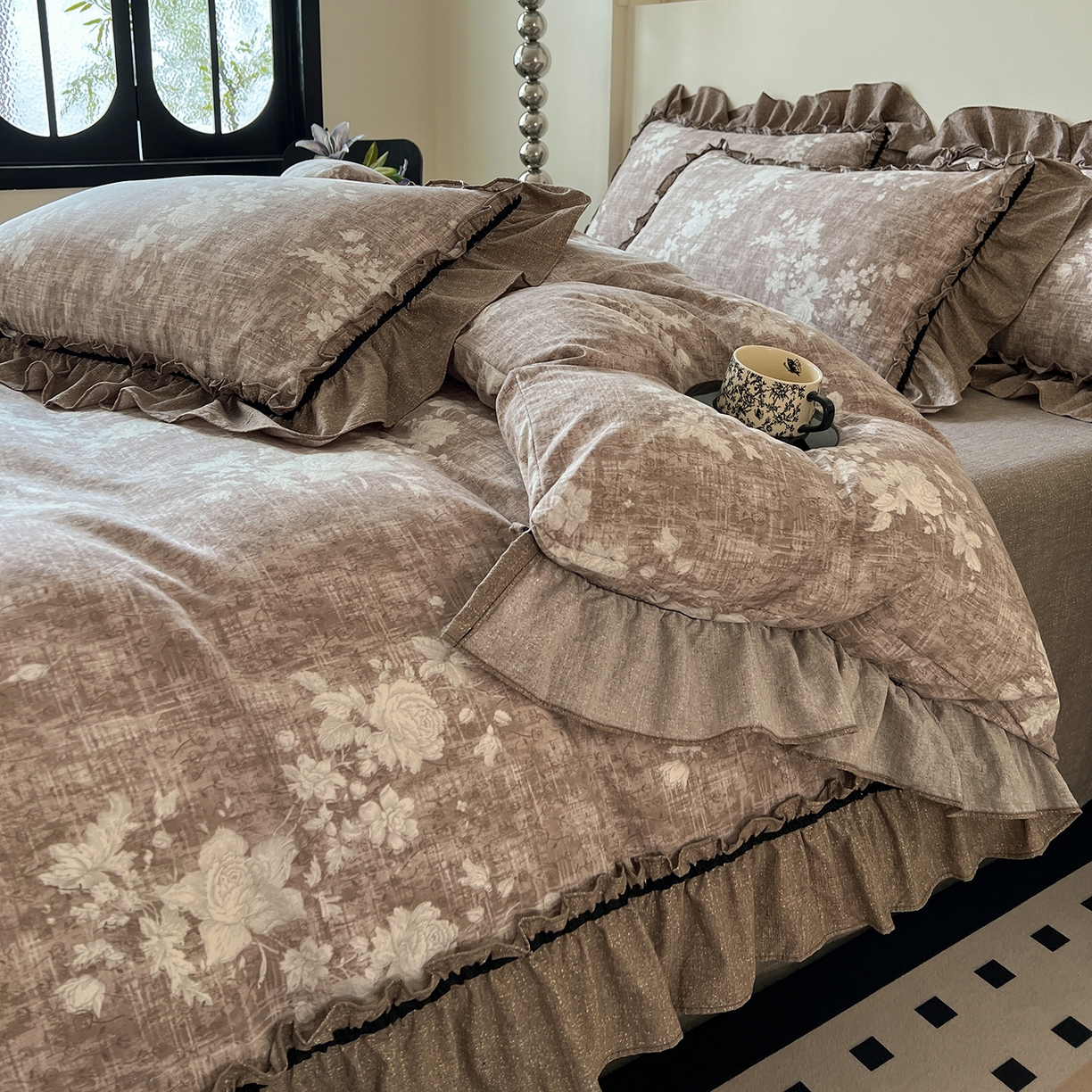 91家纺网 家纺一手货源 找家纺 喜颜 2025新款亚麻爆款花边四件套-直播热款 疏影