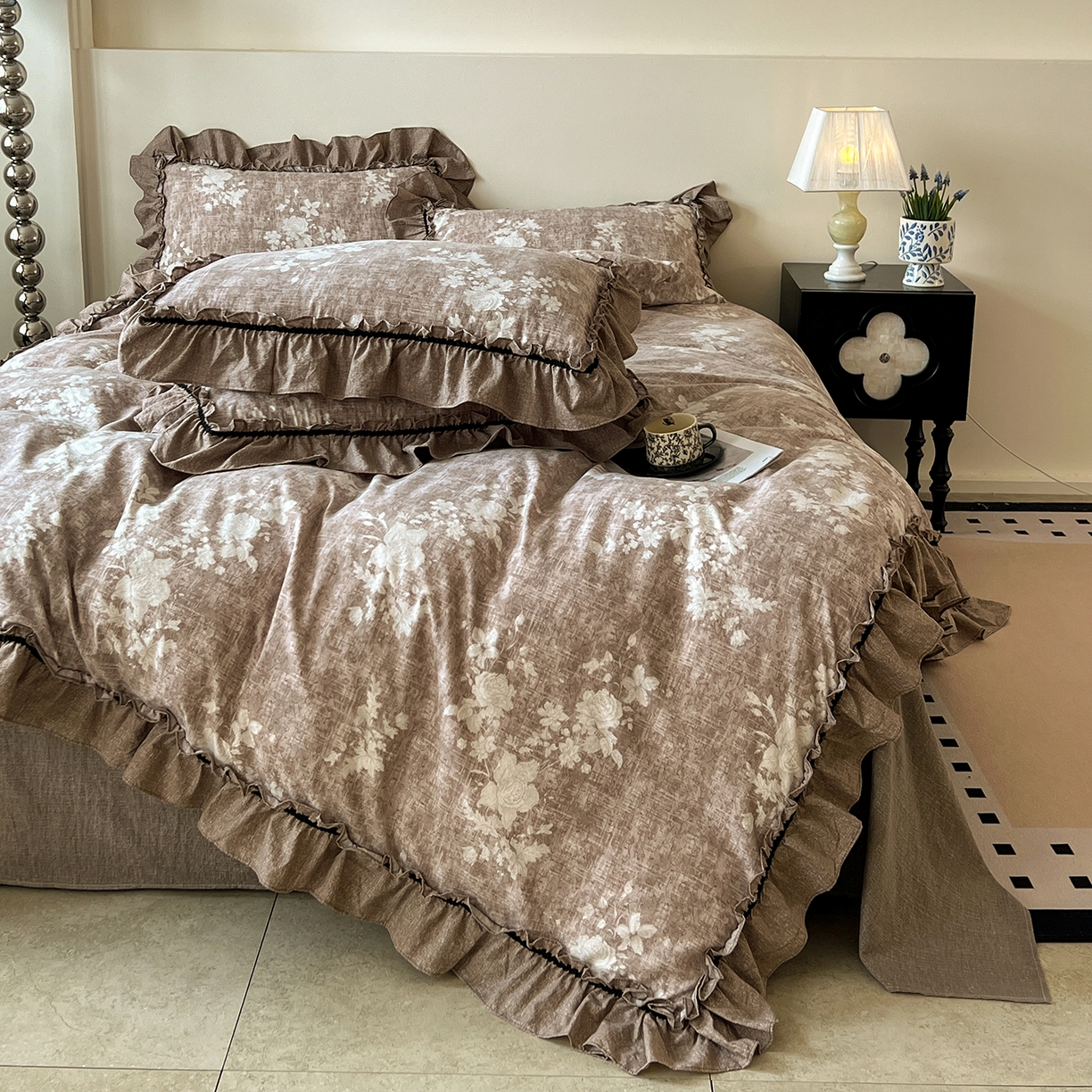 91家纺网 家纺一手货源 找家纺 喜颜 2025新款亚麻爆款花边四件套-直播热款 疏影